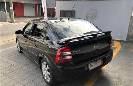 CHEVROLET ASTRA 2.0 MPFI ADVANTAGE 8V FLEX 4P AUTOMÁTICO CHEVROLET ASTRA 2.0 MPFI ADVANTAGE 8V FLEX 4P AUTOMÁTICO